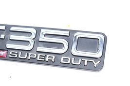 99-04 FORD F-350 SD LARIAT FENDER EMBLEM BADGE Q9024 image 8