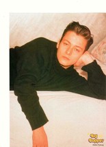 Leonardo Dicaprio Edward Furlong teen magazine pinup clipping 90&#39;s on a bed - £2.70 GBP