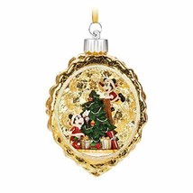 Disney Parks Santa Mickey and Minnie Mouse Light-Up Pinecone Ornament 2018 - £35.44 GBP