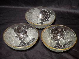 KIG Clear Frosted Gold Rim Soup Cereal Bowl Embossed Grapes &amp; Leaves - Set Of 3 - $18.60