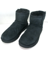 UGG Classic Ultra Mini Boot for Women - Size US 9 - Black - $716.03 MXN