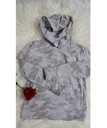 ATHLETA GIRL PINK CAMO HOODED LONG SLEEVE SWEATSHIRT Sz XS 6 WITH POCKETS - $470.22 MXN
