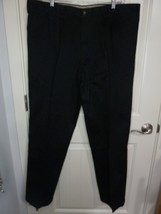 Dockers Classic Fit Hidden Comfort Black Khaki Pleated Pants 42x34      ... - $433.84 MXN
