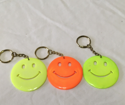 Vintage keychain ring lot neon color plastic smiley face - $372.52 MXN