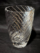 Vintage TOWLE CRYSTAL Ribbed Swirl Vase. 6.5&quot; Tall - Centerpiece Decor W... - $649.10 MXN