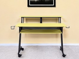 47" Yellow and Black Computer Desk - $7,311.12 MXN