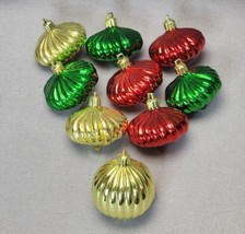 Vintage Ribbed Onion Teardrop &amp; Ball Plastic Christmas Ornaments Unbreakable (9) - £17.02 GBP