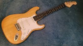 Partscaster Stratocaster SSS 2023 - Natural - $297.00