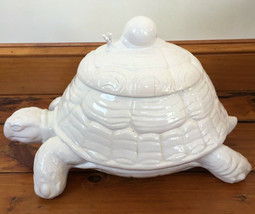 Vtg Antique Style White Ceramic Tortoise Turtle Snail Soup Tureen Casser... - $199.99