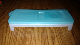 NEW Tupperware Ice Cube Tray w Flexible Silicone bottom Easy removal Blue - $16.44