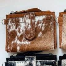 Western Cowhide Leather Wristlet Wallet Money Coins Tan and White - $23.76