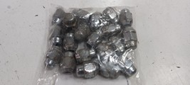 Hyundai Santa Fe Lug Nut Set 2010 2011 2012 - $29.79