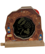 Fisher Price Thomas Wood Railway Fossil Discovery BDG55 - £14.33 GBP