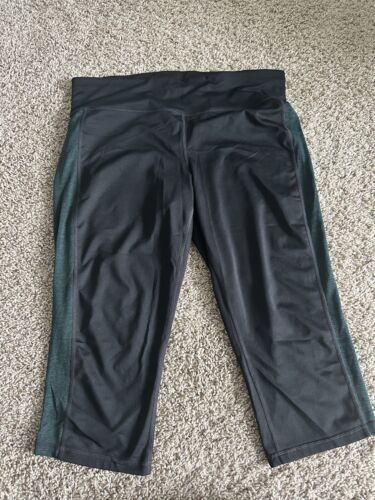 Ideology Sports Women Capri legging Pant Black Green Stretch Size XL - $9.49
