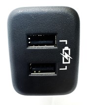 2020-2023 Buick Envision Dual Charging Port Accessory Power Outlet OEM 1... - $737.21 MXN