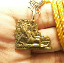 Lord Ganesh Ganesha Om Ciondolo Indù Successo Ganapati Vinayaka Collana Amuleto - £21.13 GBP