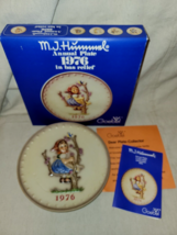 Vintage Hummel Goebel Annual Plate with Bas-Relief 1976 #269 Apple Tree Girl NOS - £9.77 GBP