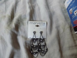 Marvella by Monet earrings - £4.70 GBP