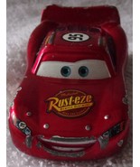Mattel Hot Wheels Disney Pixar Lightning McQueen 95 Race Car - $75.83 MXN