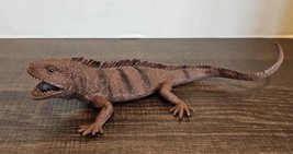 Greenbrier Detailed & Realistic 8" Brown Lizard Reptile Plastic PVC Toy ... - €22,77 EUR Greenbrier Detailed & Realistic 8" Brown Lizard Reptile Plastic PVC Toy ... - €22,77 EUR