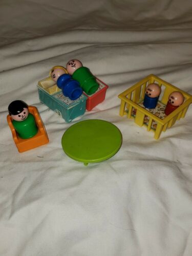 Lot Vintage Fisher Price Little People 1972 crib babies baby beds Table chair - $29.69