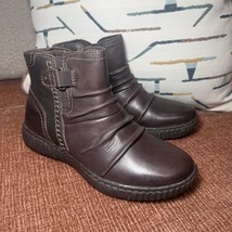 Clarks Boots Sz 6.5W Dark Brown Caroline Orchid Leather Ruched Ankle boo... - $36.99