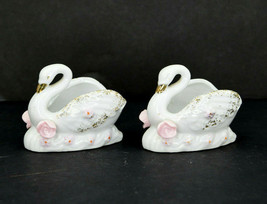 Vintage Set Of Swan Salt Cellars With Gold Leaf Salt &amp; Pepper Shakers Japan - £13.61 GBP