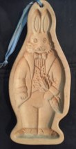 vintage 1988 Brown Bag cookie mold  Hill Design (bunny in suit with carrot) - $9.89