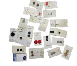 La Mode Vintage 36 Buttons - $9.50