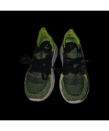 Boys Sneakers Size 2 - $8.99