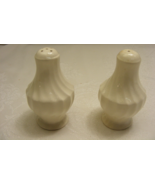 Vintage Salt &amp; Pepper Shaker White Swirl Pattern England 4-south - $24.74