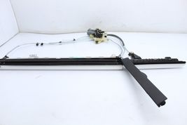 2002-2005 BMW 745i REAR LEFT DRIVER DOOR WINDOW SUN ROLLER SHADE MOTOR U0428 image 7