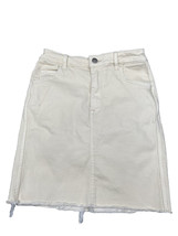 &amp; Denim Skirt Knee Length Straight Skirt Beige Size 2 W/Frey 4 Pockets - £14.77 GBP