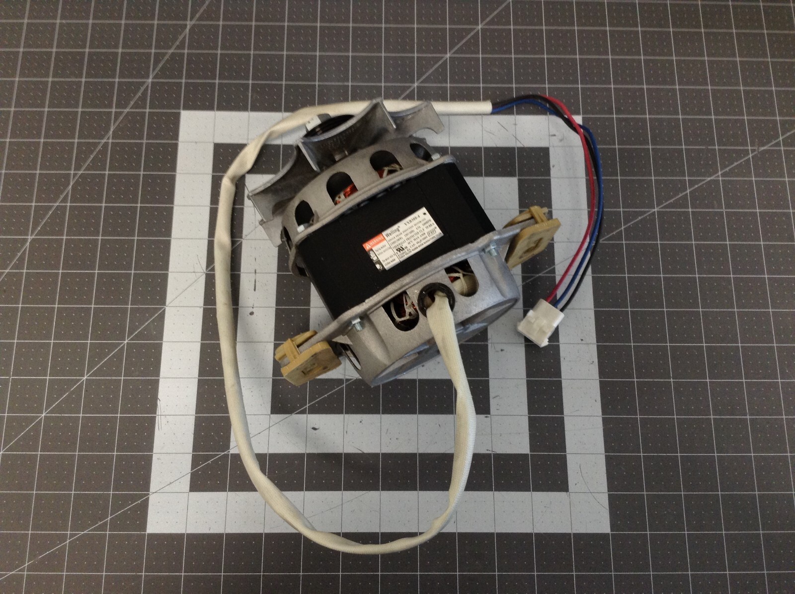 Frigidaire Insignia Washer Motor P# 5304511356 11002012000022 YXB300-4 Item image 3