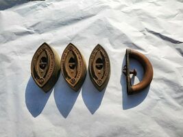 Set of 3 Antique Colebrookdale Iron Co. Boyertown PA. Sad Iron's with Ha... - $99.99