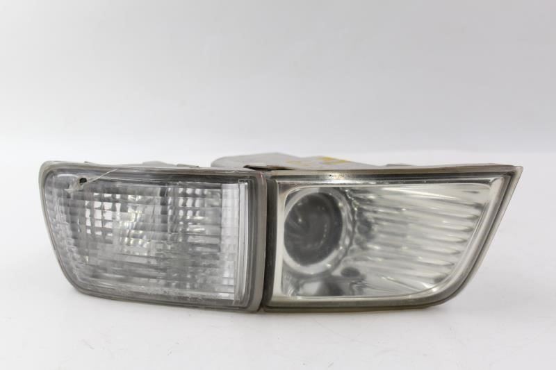 Primary image for Right Passenger Corner/Park Light Fog-driving 2003-05 TOYOTA 4 RUNNER OEM #23667