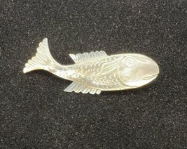 Mother of Pearl Carved Fish Brooch Lapel Pin Great Detail - £12.74 GBP