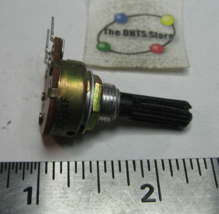 Potentiometer Miniature 1000 Ohm 1K Linear A-1K Center Detent - NOS Qty 1 - £7.46 GBP