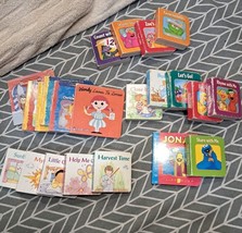 Children&#39;s Mini Books Lot of 22, Sesame Street, Busy Town, Landolls, Etc. - £7.64 GBP