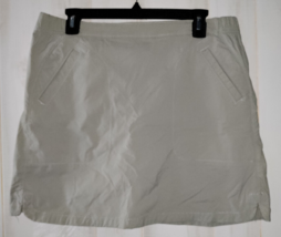 Excellent Womens Woolrich 50 Upf Quick Dry Beige Skort W/ Pockets Size L - £26.28 GBP