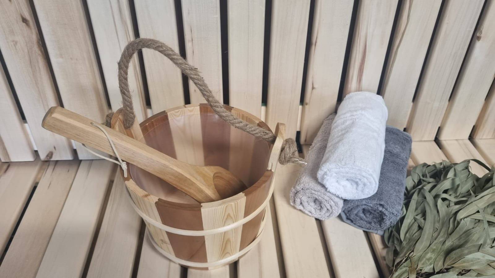 Sauna Harmony 4Liter Wooden Bucket with Plastic Insert and Wooden