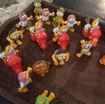 Vintage Garfield 1980s Lot of McDonalds Happy Meal Kids Toy And PVC Figures - $11.66