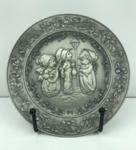 Hallmark 1981 Little Gallery Pewter Christmas Collector Plate By Mary Hamilton - $9.50