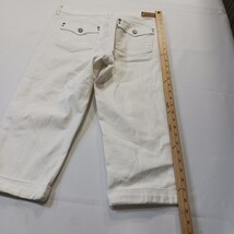 Levis Jeans Women's Cotton White Denim Mid-Rise Cropped Jeans Size 8 (32×19) image 15
