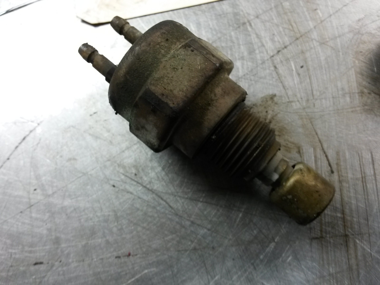 Coolant Temperature Sensor For 99-00 Honda Civic  1.6 - $19.75