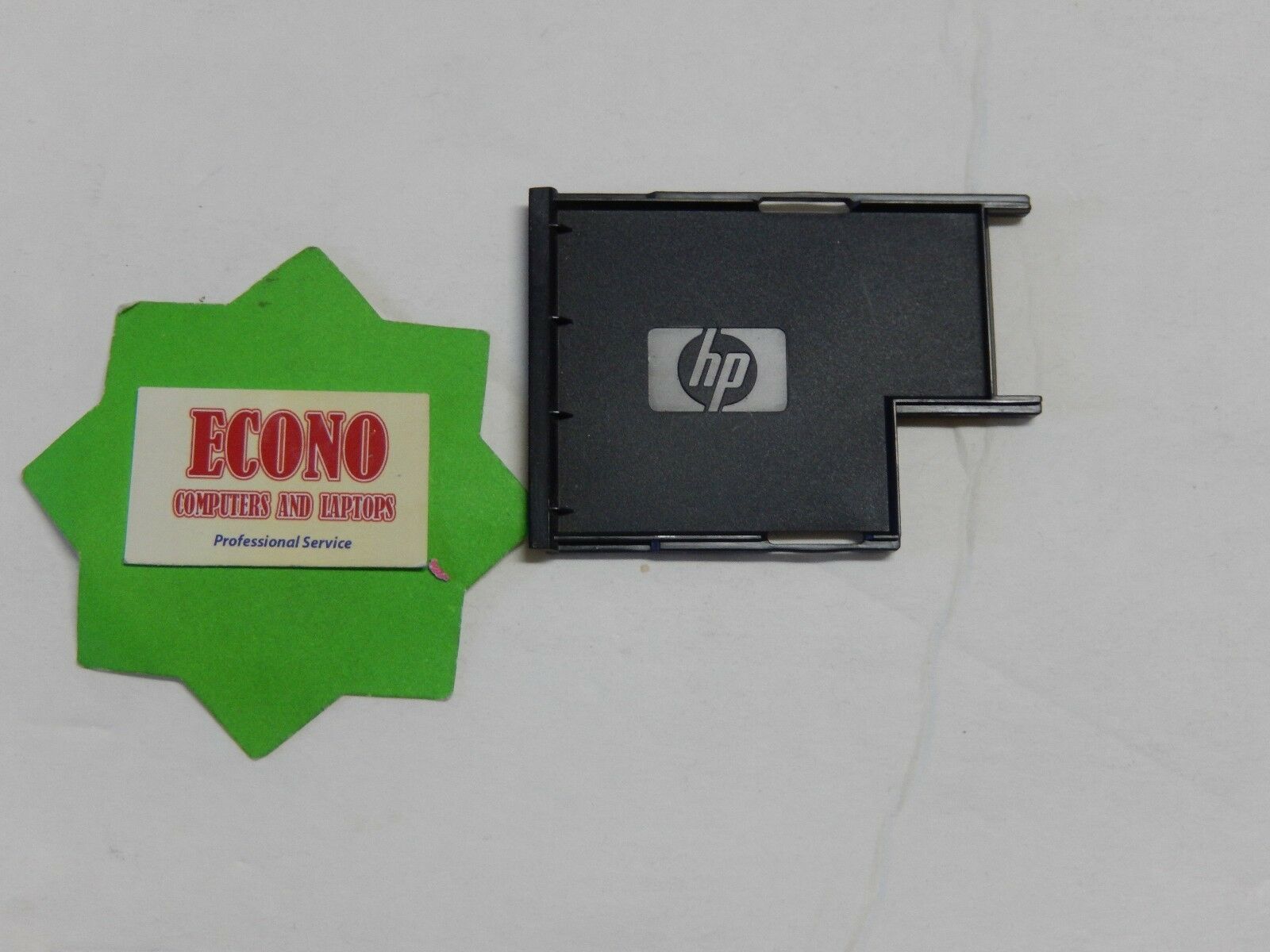 HP Pavilion DV2000  PCMCIA Express Slot Filler 417073-001 - $1.57