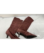 Woman’s Purple Franco Sarto Pull On Purple Suede Leather Boots  8.5 M - €42,33 EUR