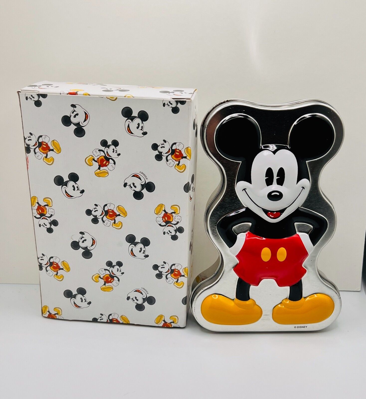 Walt Disney Theme Park Resorts - Mickey Mouse - Time Works Watch Tin Case - $14.85