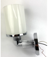 Norwell Lighting Wave 1 Designer Light Wall Sconce E-24431 White Glass - $1,275.66 MXN