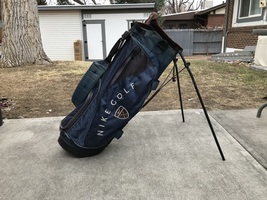 Nike IZZO Golf Straps & Stand 4 divider Golf Bag 37H - $49.99